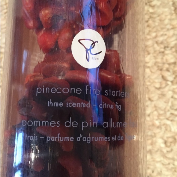 Citrus Fig pine cone fire starter - Picture 2 of 3